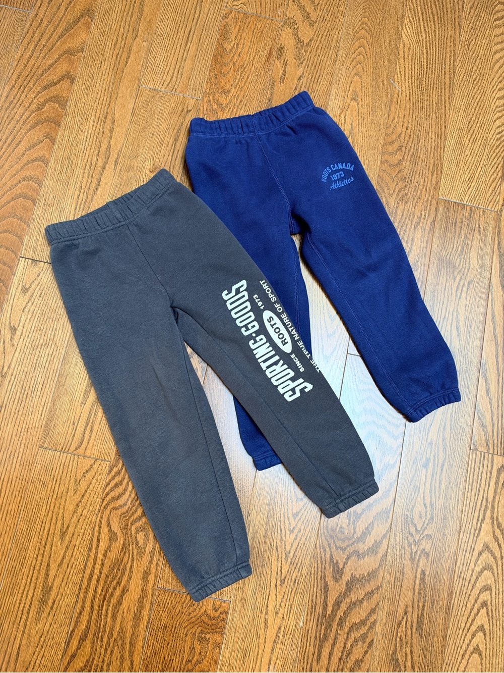 Roots Kids Sweatpants in Navy and Dark Gray